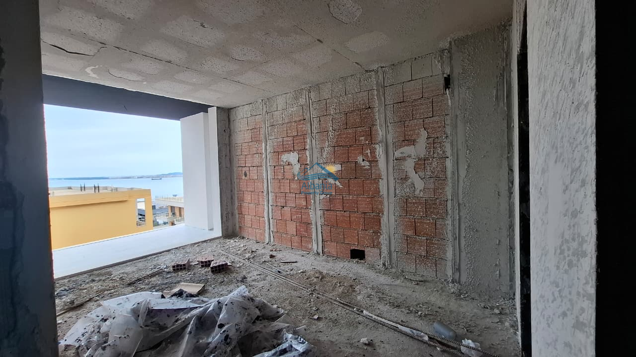 Casa In Vendita A Valona Albania