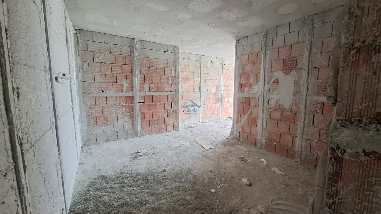 Недвижимость с видом на море на продажу во Влёре, Албания
