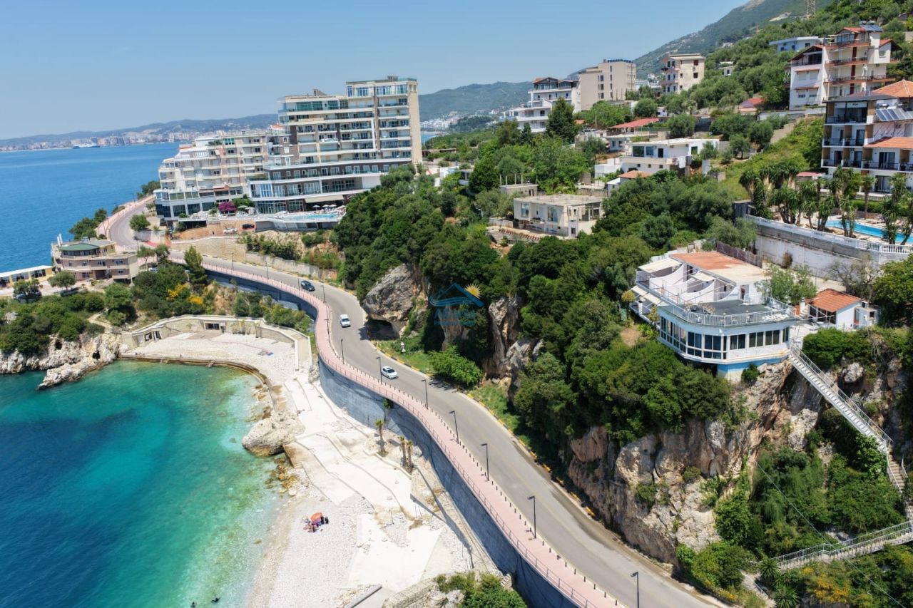 Hotel Fronte Mare In Vendita A Valona Albania