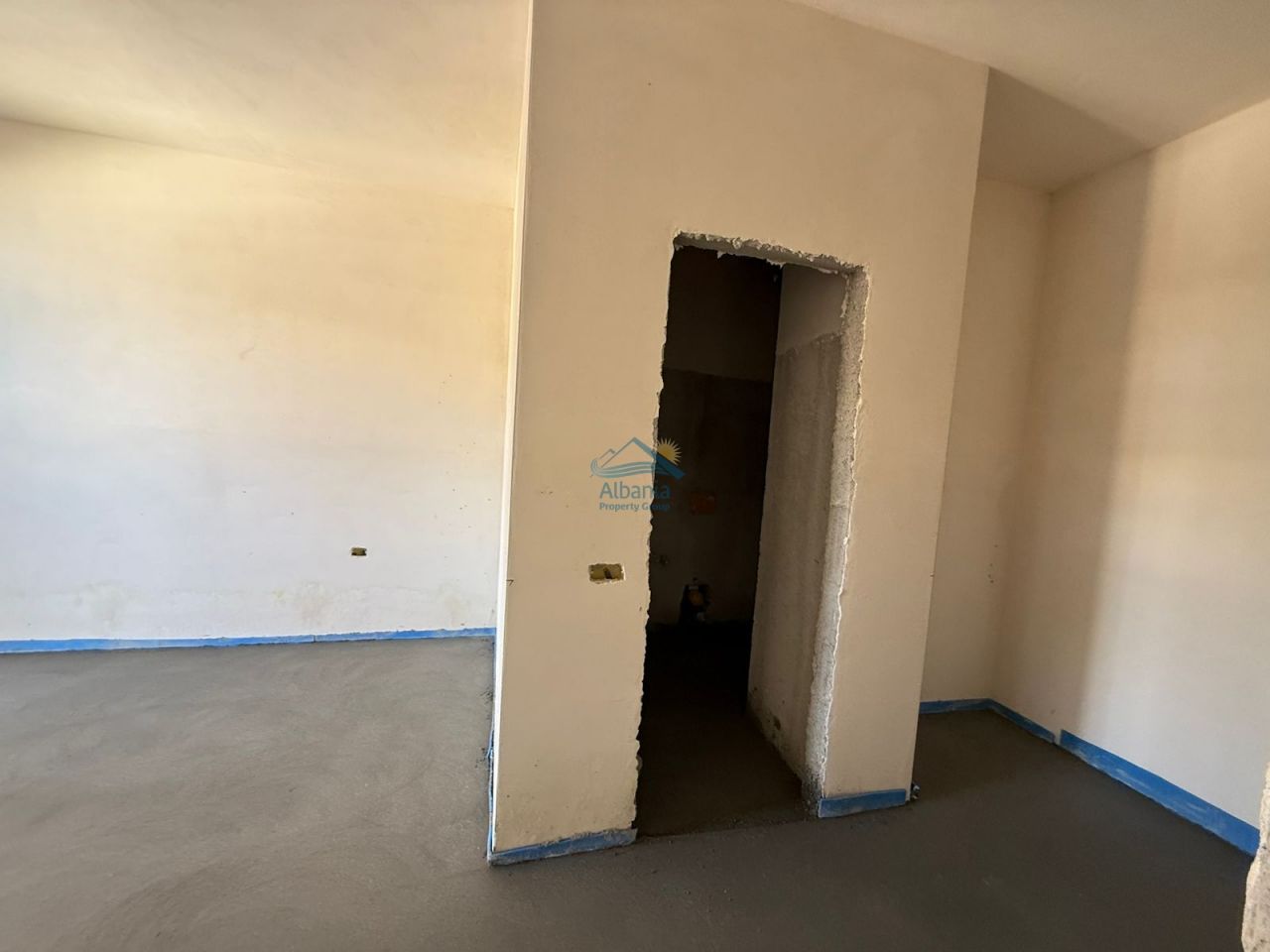Vlora Real Estate For Sale In Albania, Apartment For Sale In Radhime Vlore, In Front Of The Beach And With Swimming Pool