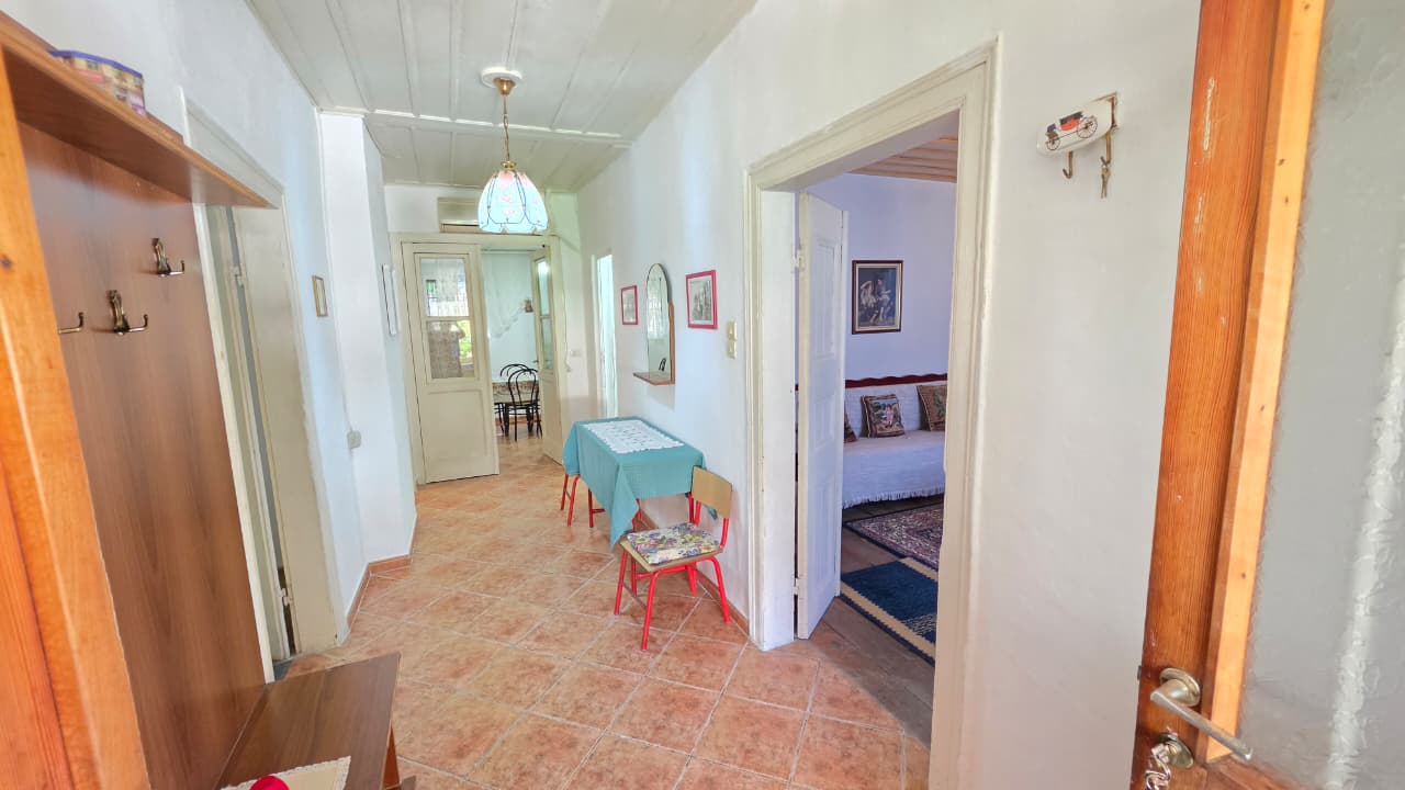 5  House For Sale In The Historic Center Vlore, Rr.Irfan Shehu