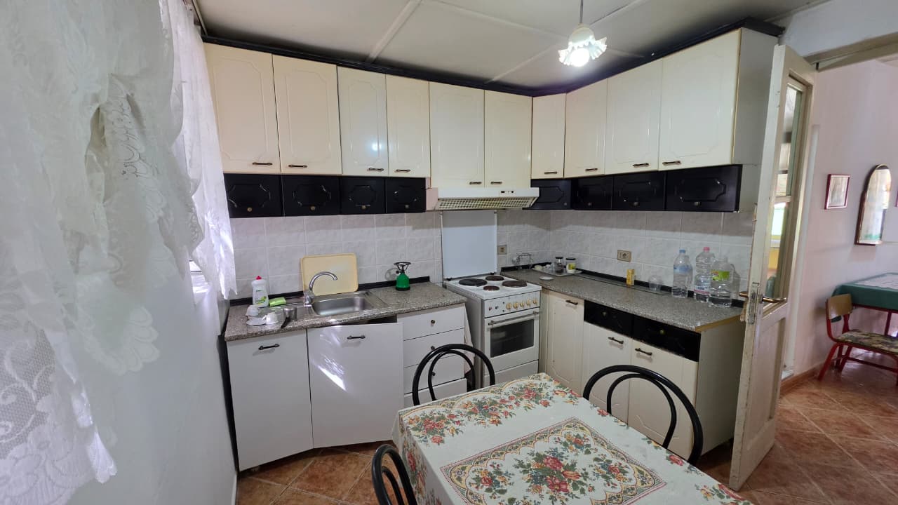 5 House For Sale In The Historic Center Vlore, Rr.Irfan Shehu