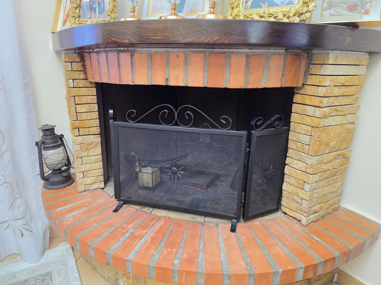 Vlora Real Estate For Sale In Albania, Bungalow House With Garden, 2 Bedrooms And Close To The Beach For Sale In Vlore Albania