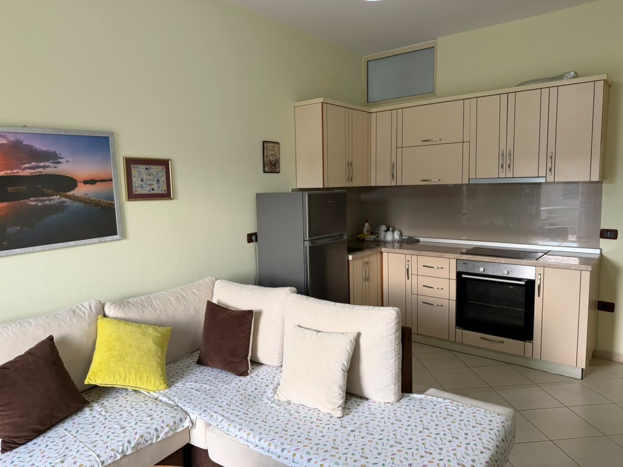 5 Seaside Apartment For Sale In Lungomare Vlore, Rr.Duro Shaska