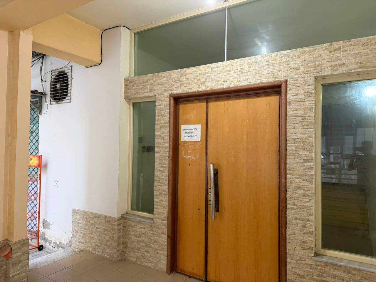 5 Seaside Apartment For Sale In Lungomare Vlore, Rr.Duro Shaska