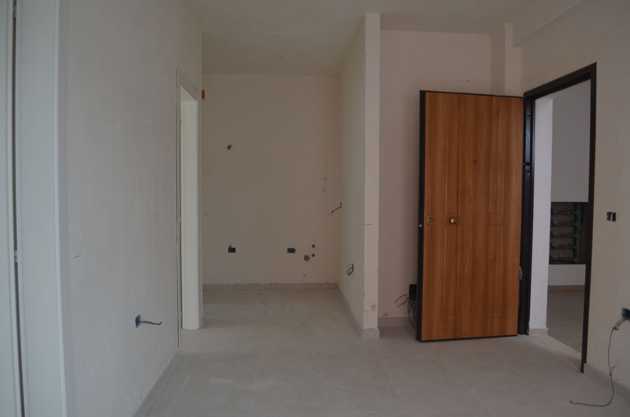 Apartament per shitje ne Vlore, Shqiperi. Apartamente te perfunduara, me cmim te ulet.