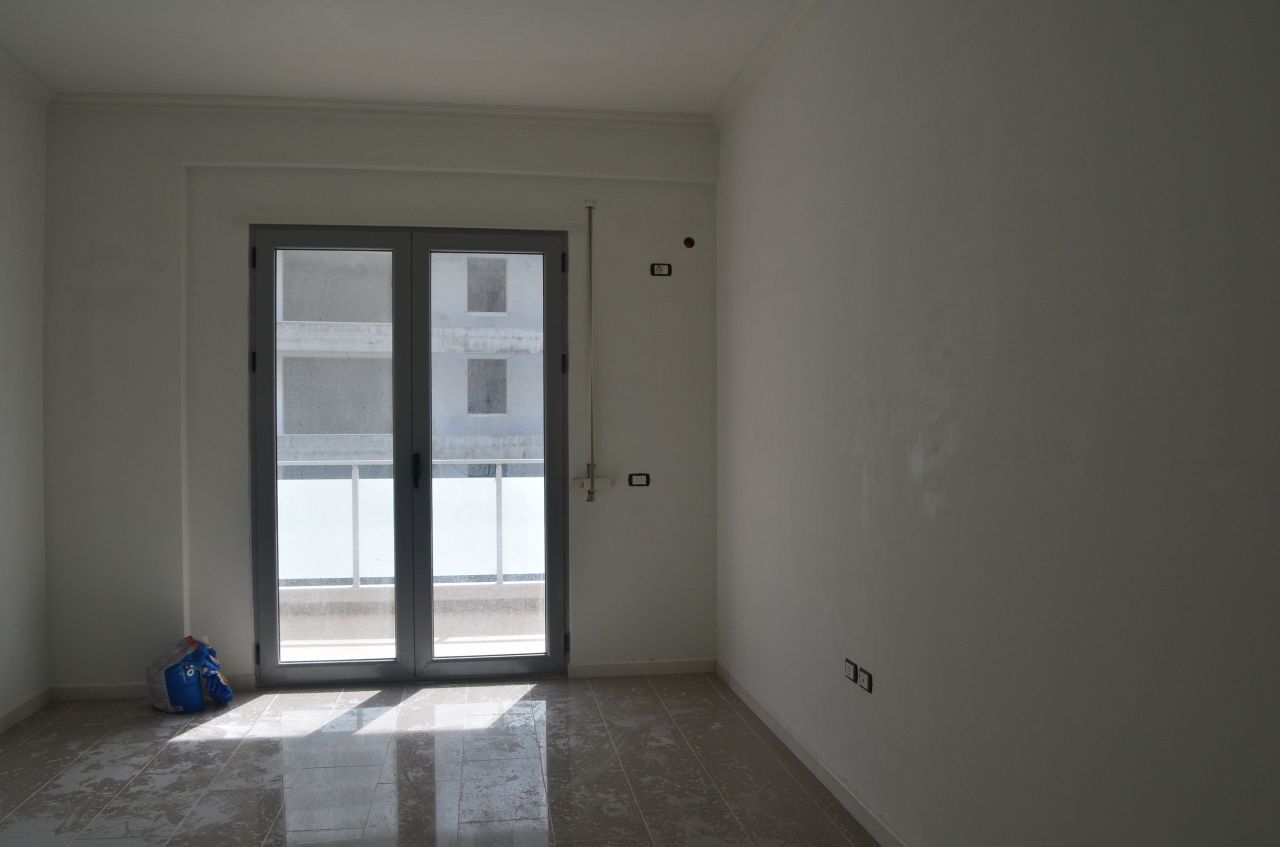 Jó ár, jó minőség. Tengerre néző apartmanok eladók Vlora-ban, Albániában.