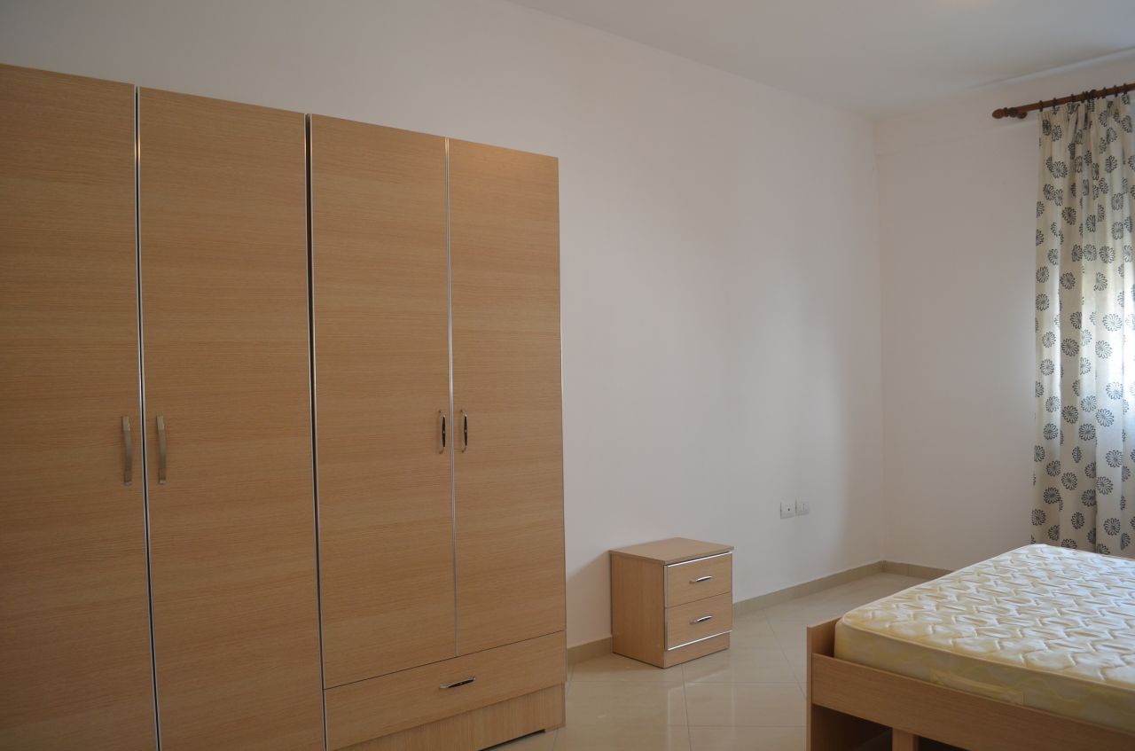Albania Eiendom i Vlore. Møblert leilighet til salgs i Albania.