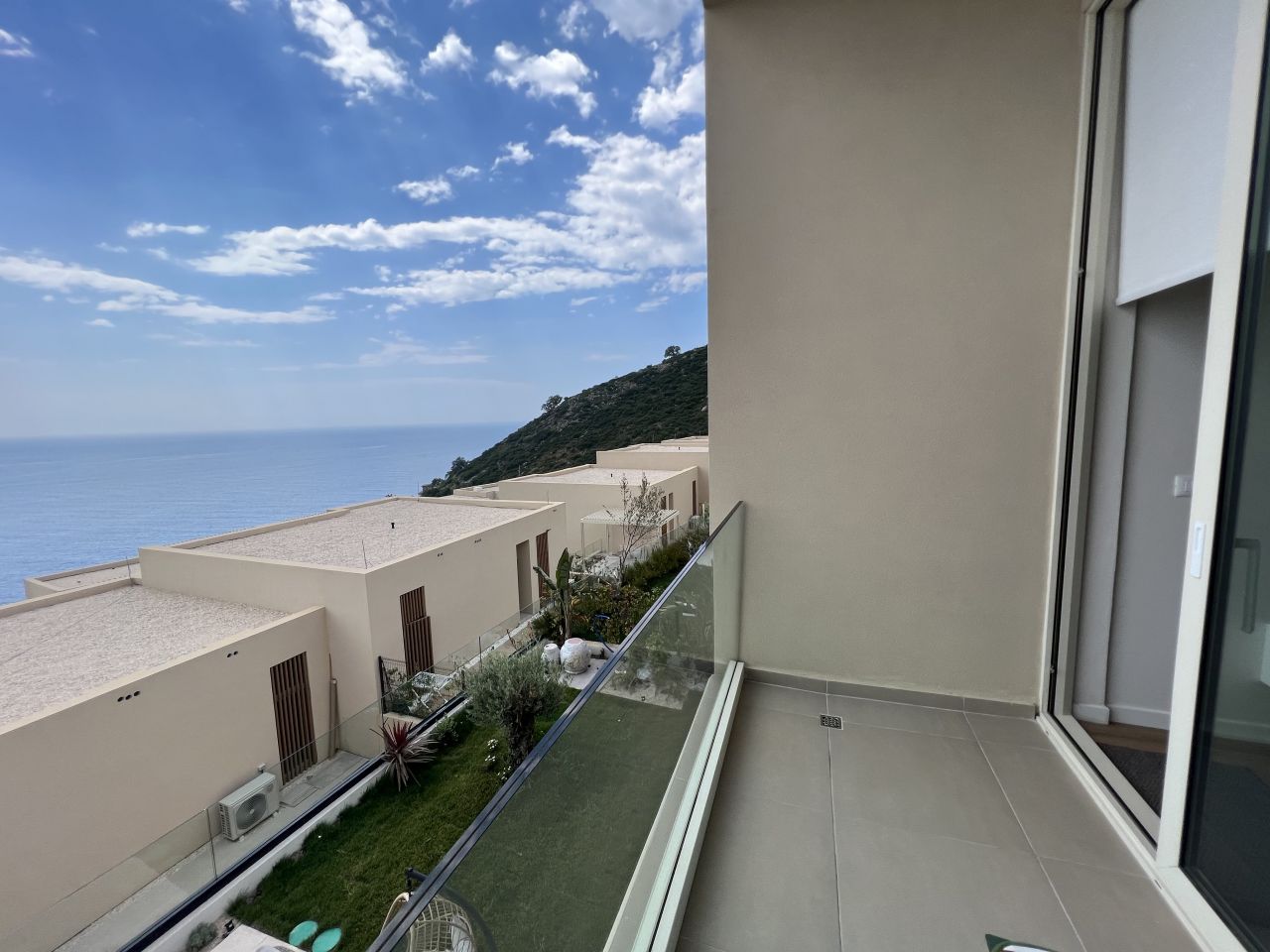 Sea View Apartments For Sale In Green Coast Palase Vlore Albania