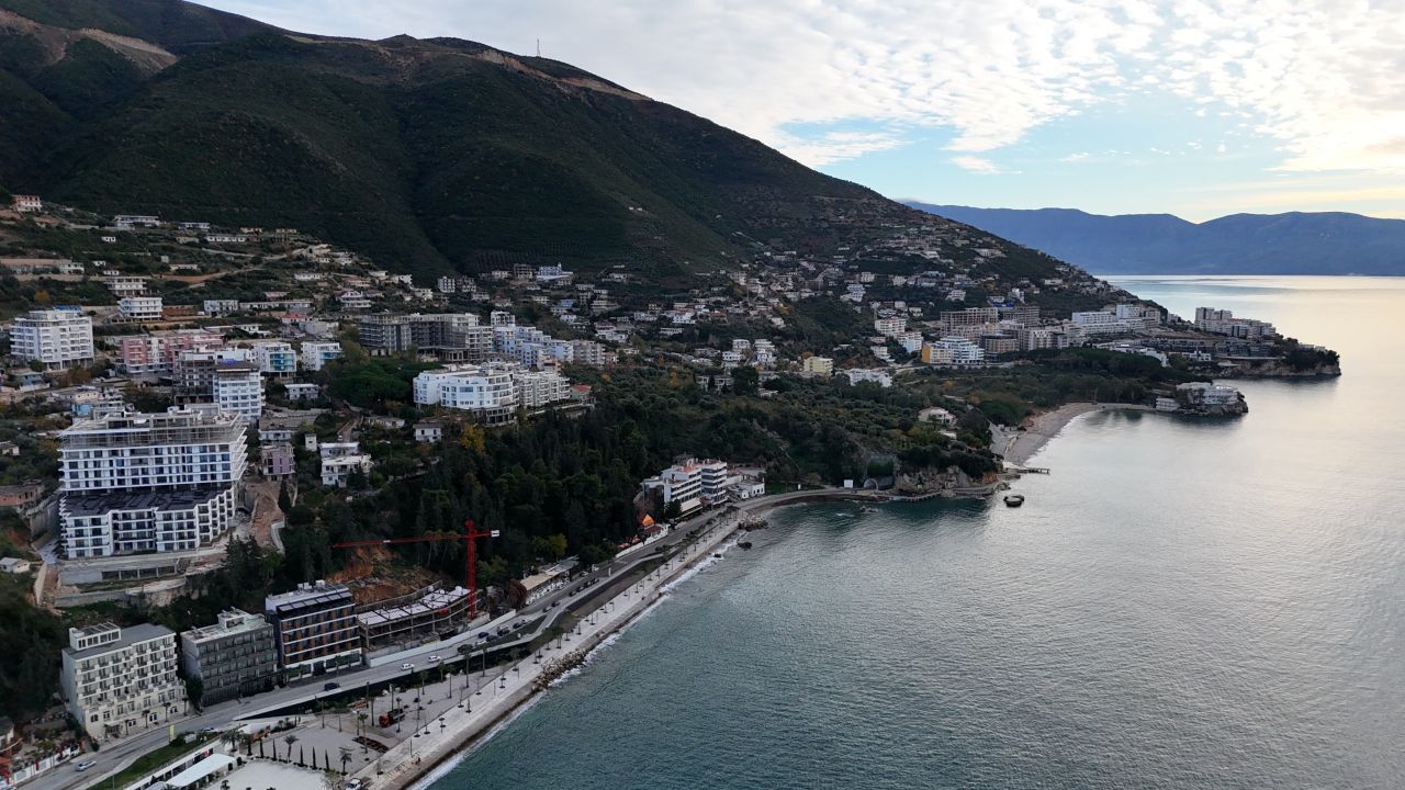 Tengerre néző lakás eladó Vlore-ban