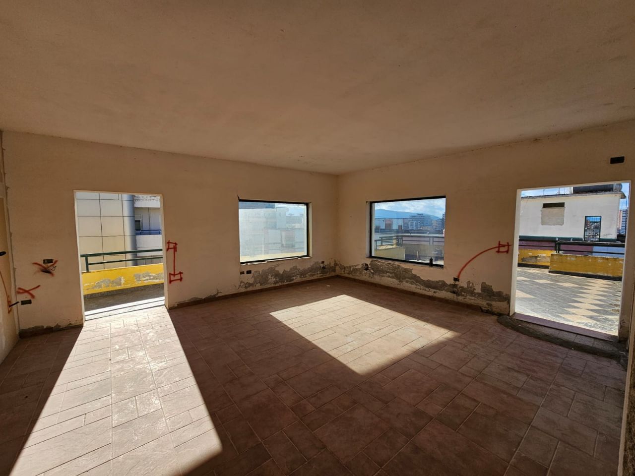 Penthouse For Sale In Vlore City 