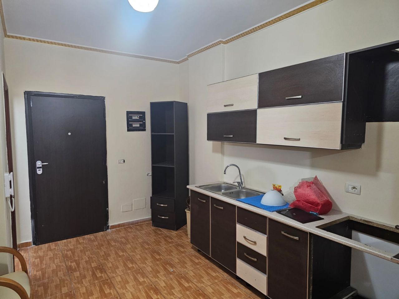 Apartament 2+1 Per Shitje Ne Vlore