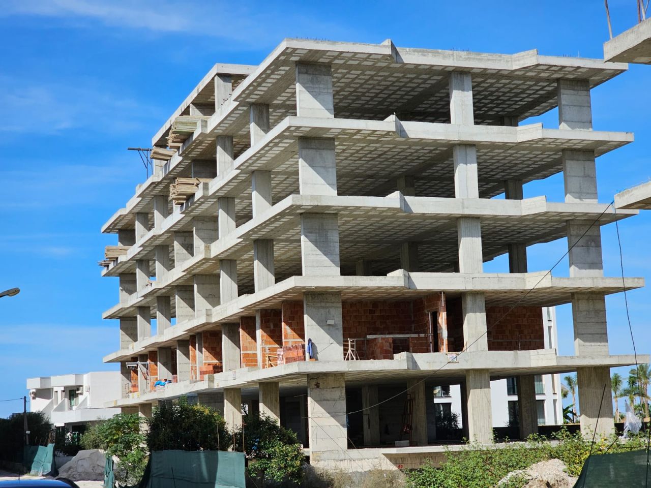 Appartamento In Vendita A Radhime Valona Albania