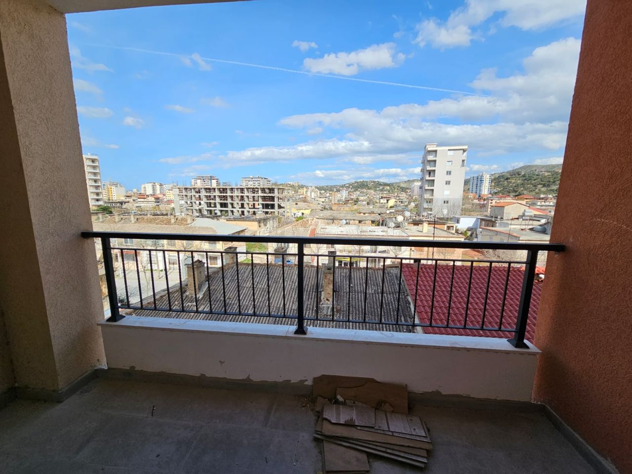Apartment For Sale In Vlora Albania, Located In A Good Area, Close To The Beach