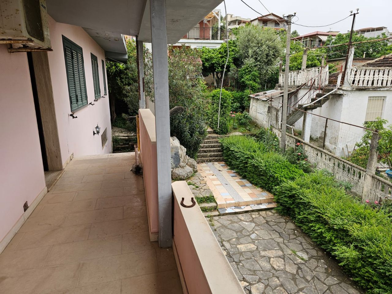Privat hus til salgs i Vlore