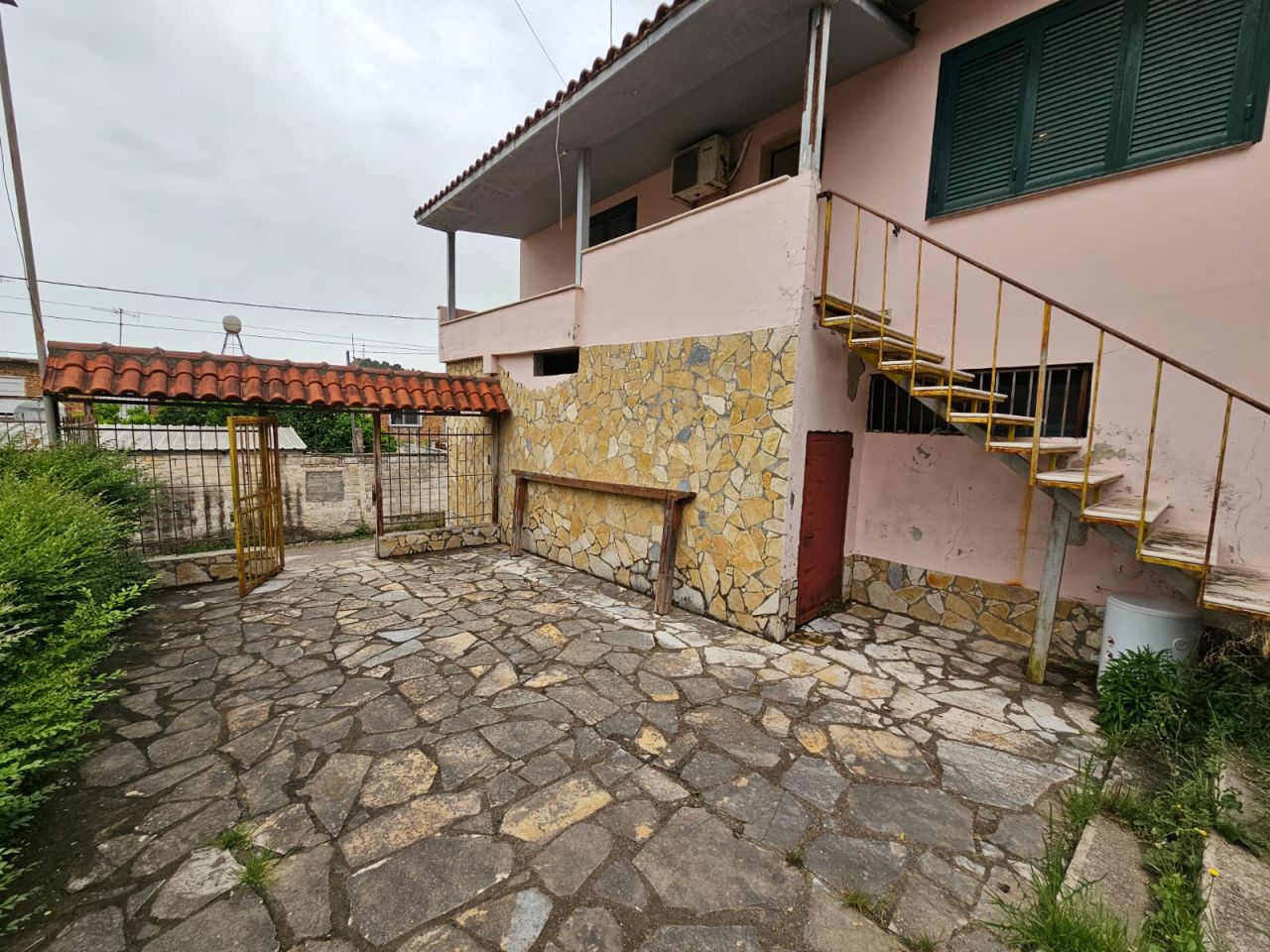 Privathaus zum Verkauf in Vlore