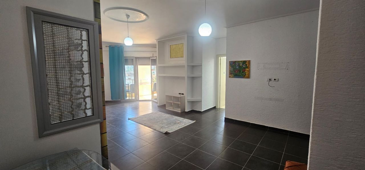 Apartament 2+1 Per Shitje Ne Vlore