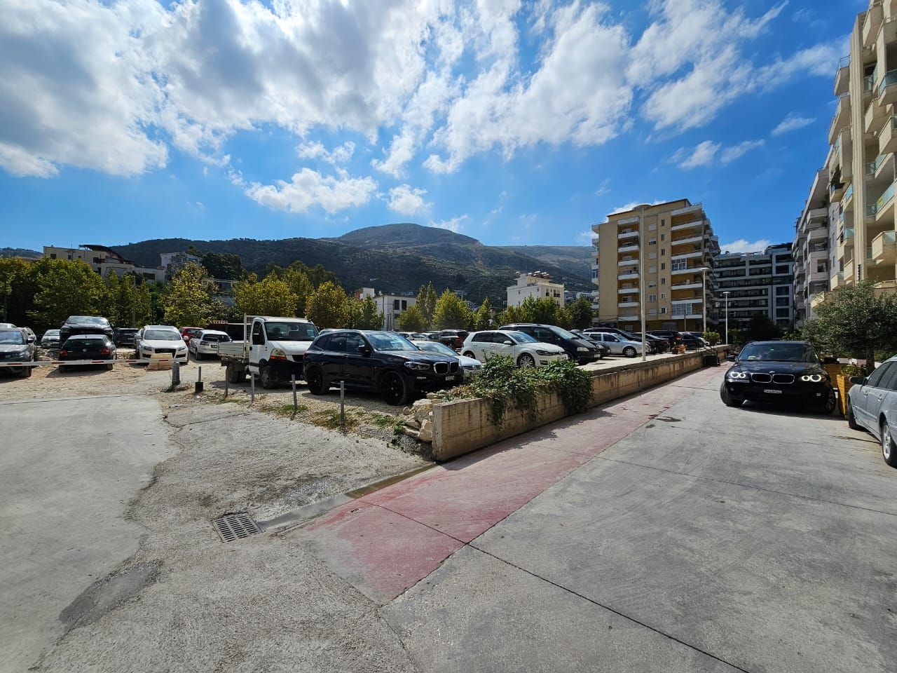 Apartament I Cilesise Se Larte Per Shitje Ne Vlore, Shqiperi Prane Plazhit