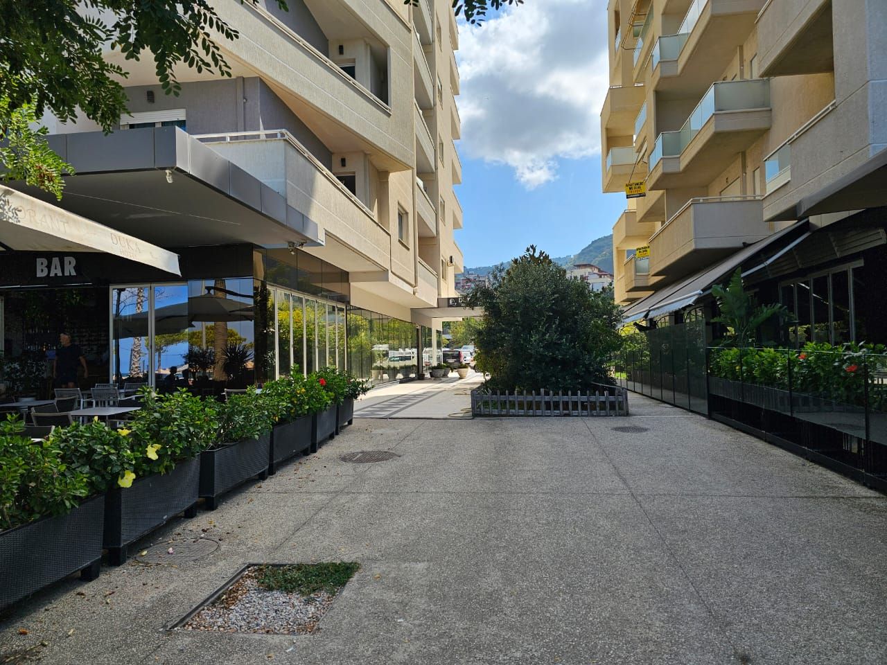 Apartament I Cilesise Se Larte Per Shitje Ne Vlore, Shqiperi Prane Plazhit