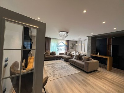 Luxuriöses Apartment mit Meerblick zur Miete in Vlora, Albanien
